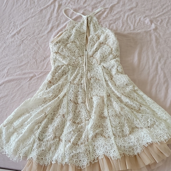 Dress - Picture 2 of 2